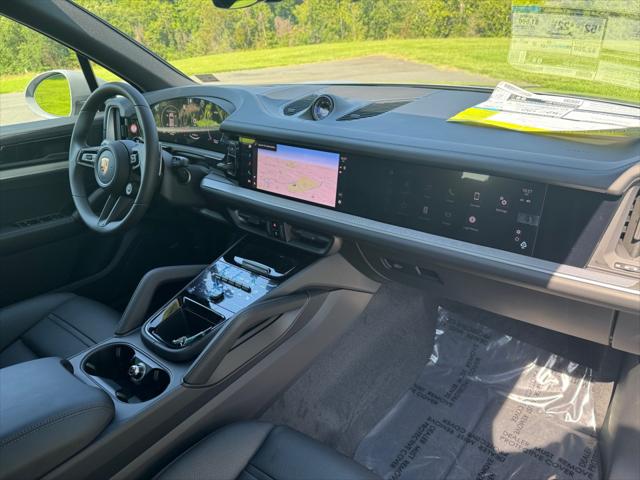 2025 Porsche Cayenne E-Hybrid S