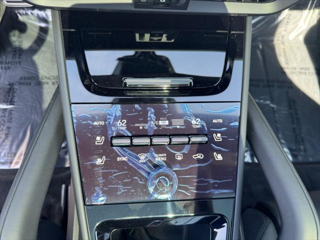2025 Porsche Cayenne E-Hybrid S