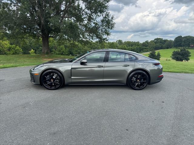 2025 Porsche Panamera E-Hybrid 4
