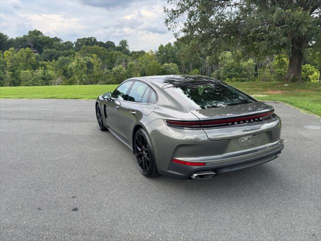 2025 Porsche Panamera E-Hybrid 4