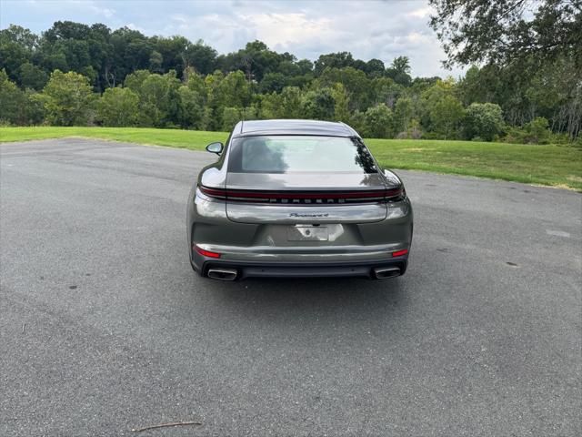2025 Porsche Panamera E-Hybrid 4