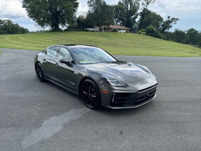 2025 Porsche Panamera E-Hybrid 4
