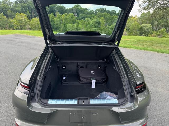 2025 Porsche Panamera E-Hybrid 4