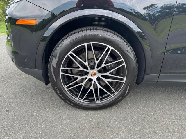 2025 Porsche Cayenne Unknown