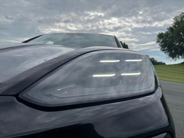 2025 Porsche Cayenne Unknown