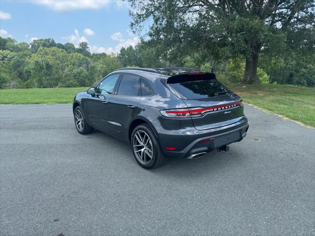 2025 Porsche Macan T