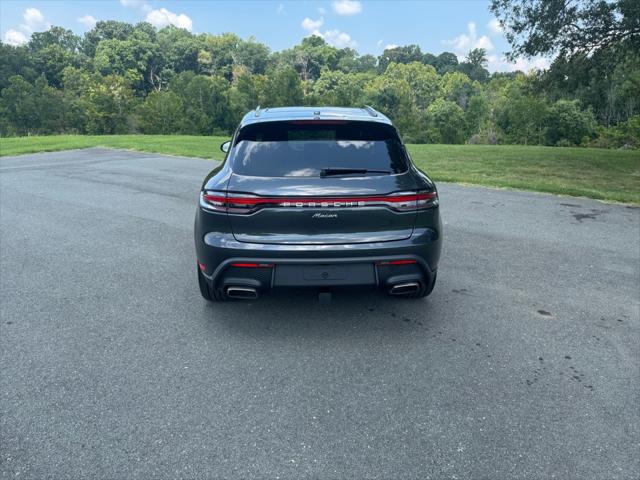 2025 Porsche Macan T