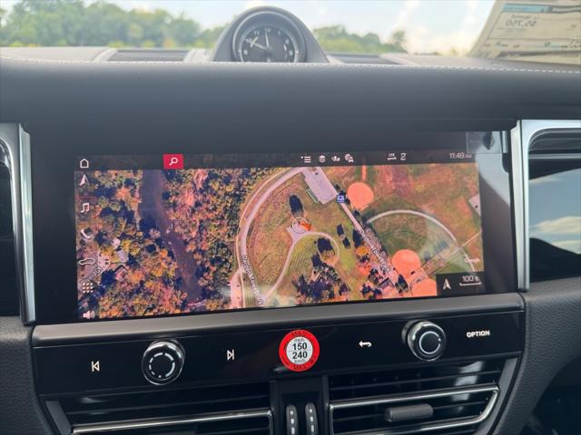 2025 Porsche Macan T