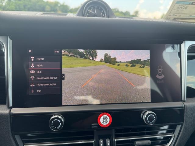 2025 Porsche Macan T