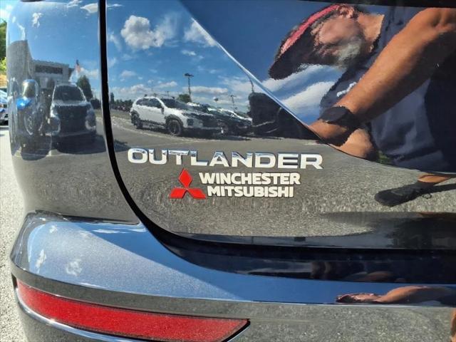 2025 Mitsubishi Outlander PLATINUM EDITION 2.5 S-AWC