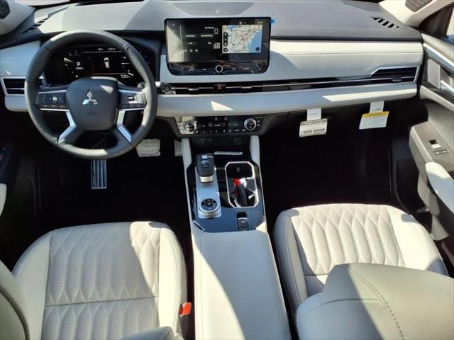 2025 Mitsubishi Outlander PLATINUM EDITION 2.5 S-AWC