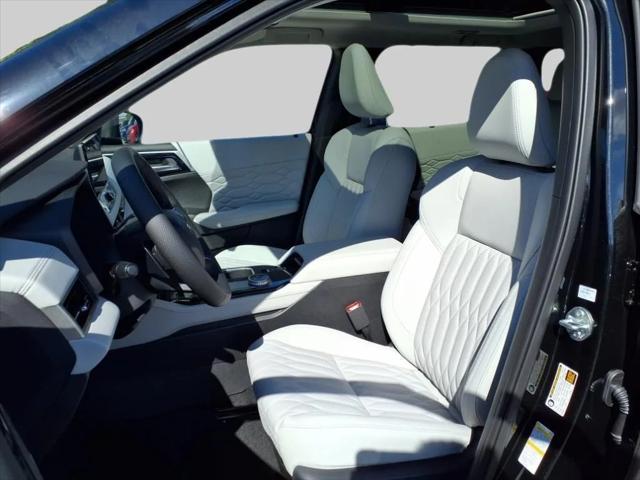 2025 Mitsubishi Outlander PLATINUM EDITION 2.5 S-AWC