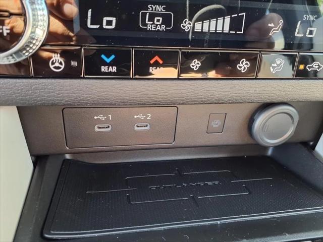 2025 Mitsubishi Outlander PLATINUM EDITION 2.5 S-AWC