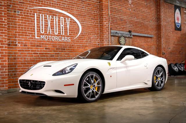 2014 Ferrari California Convertible GT