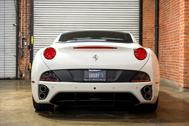 2014 Ferrari California Convertible GT