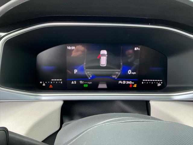 2025 Volkswagen Taos 1.5T SE