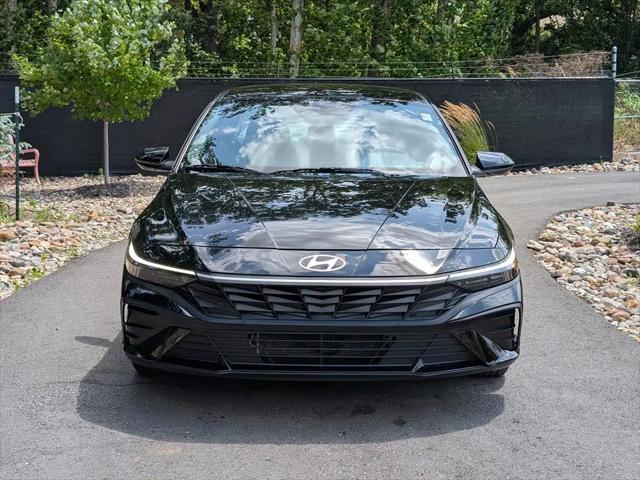 2024 Hyundai Elantra Hybrid Blue