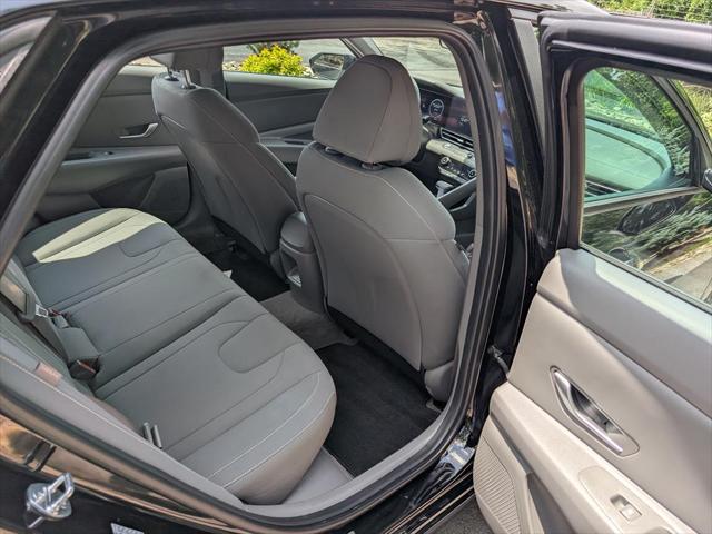 2024 Hyundai Elantra Hybrid Blue