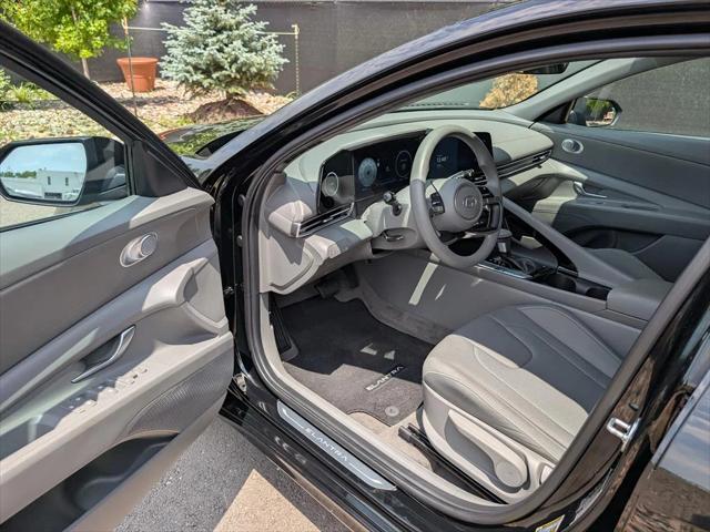 2024 Hyundai Elantra Hybrid Blue