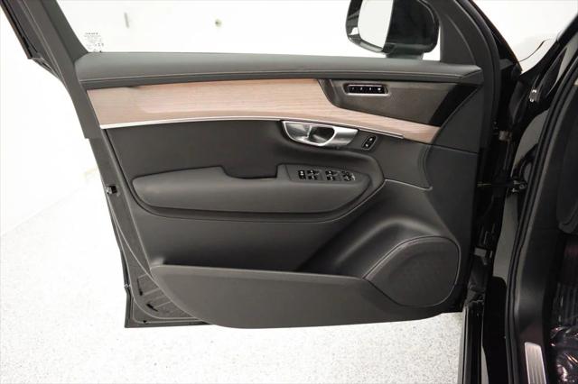 2026 Volvo XC90 Plus, B5 AWD Gas (mild hybrid), Gasoline, Bright, 7 Seats