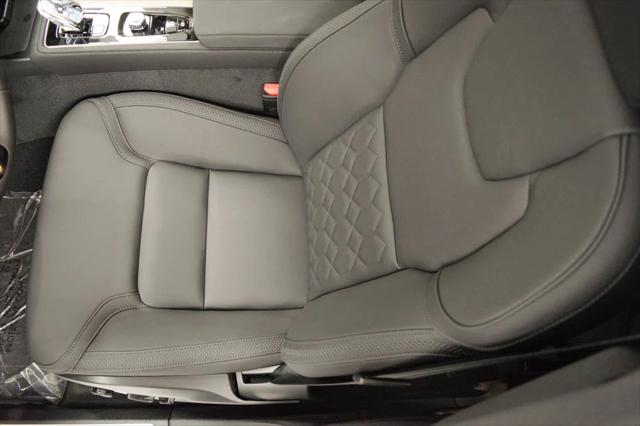 2026 Volvo XC90 Plus, B5 AWD Gas (mild hybrid), Gasoline, Bright, 7 Seats