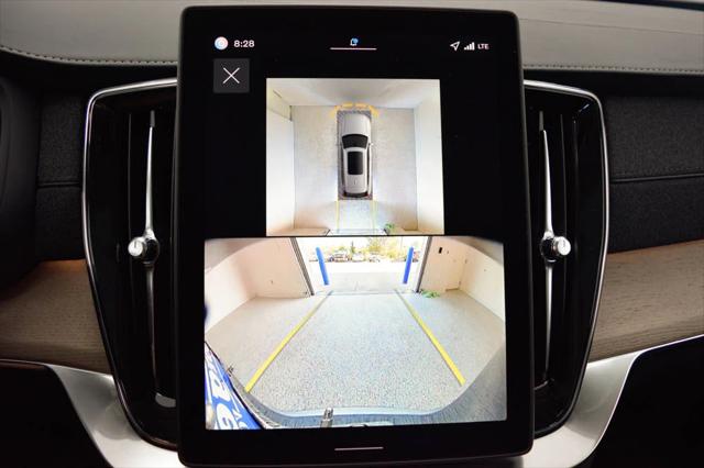 2026 Volvo XC90 Plus, B5 AWD Gas (mild hybrid), Gasoline, Bright, 7 Seats