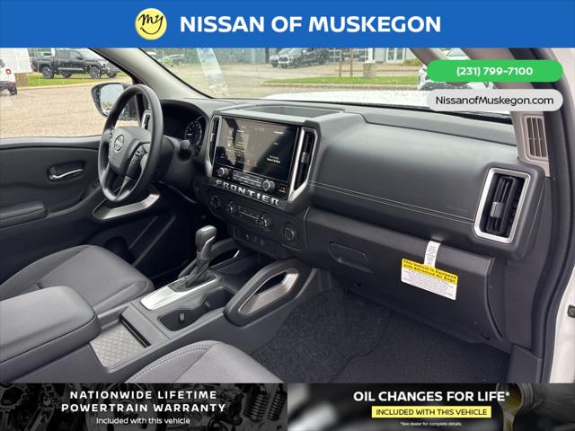 2025 Nissan Frontier Crew Cab SV 4x4
