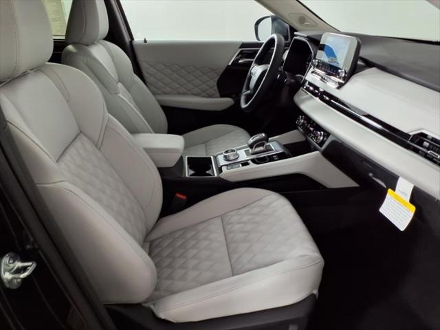 2025 Mitsubishi Outlander PHEV SEL Platinum Edition