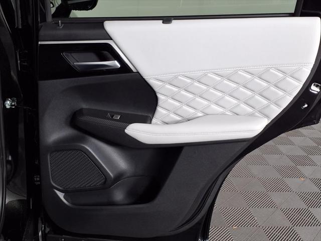 2025 Mitsubishi Outlander PHEV SEL Platinum Edition