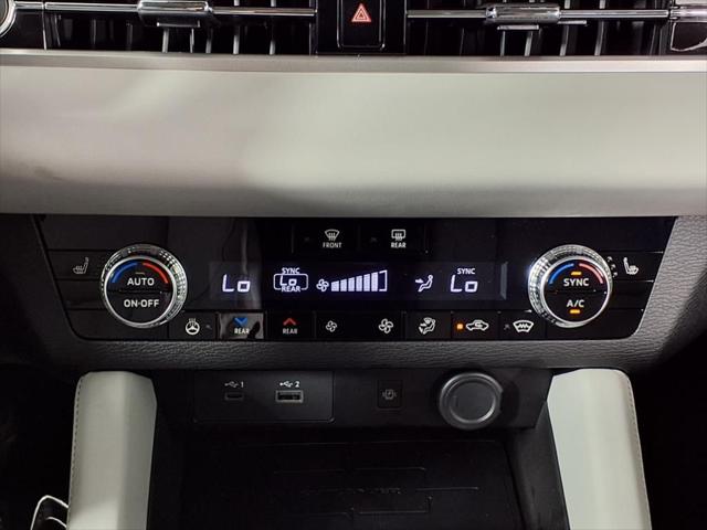 2025 Mitsubishi Outlander PHEV SEL Platinum Edition