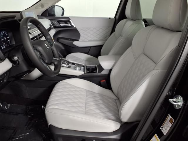 2025 Mitsubishi Outlander PHEV SEL Platinum Edition