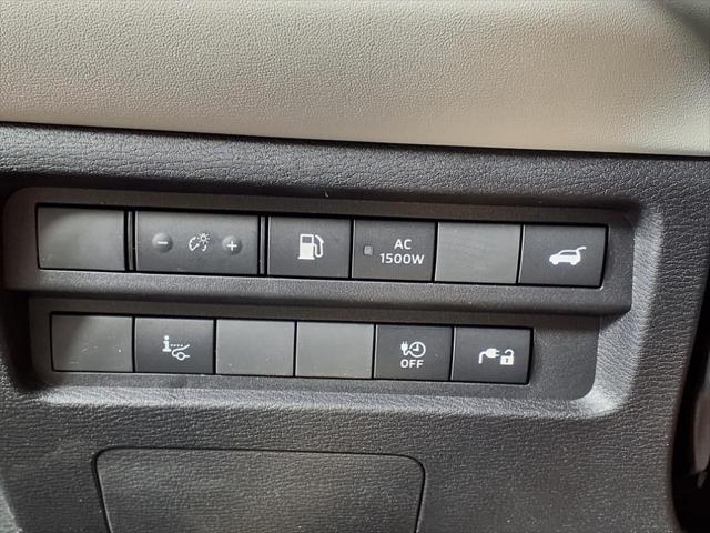 2025 Mitsubishi Outlander PHEV SEL Platinum Edition