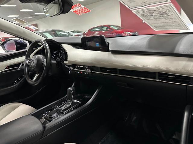 2022 Mazda Mazda3 Premium