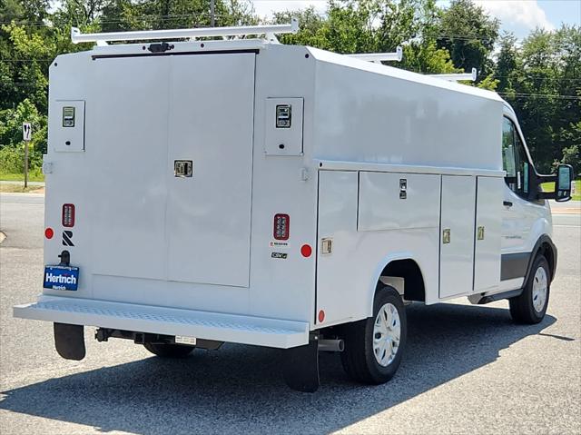 2025 Ford Transit Cutaway Unknown