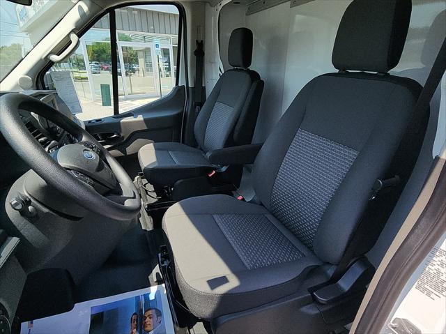 2025 Ford Transit Cutaway Unknown