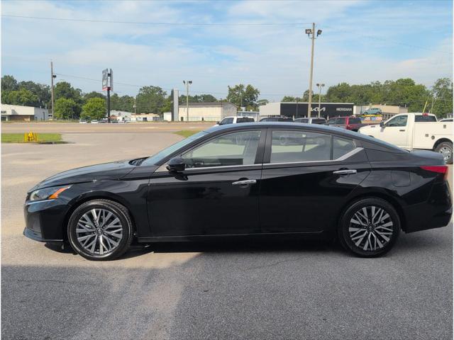 2023 Nissan Altima SV FWD