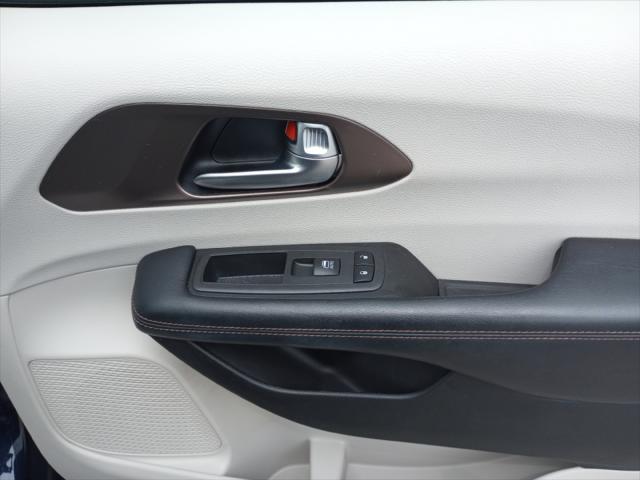 2019 Chrysler Pacifica Touring L Plus