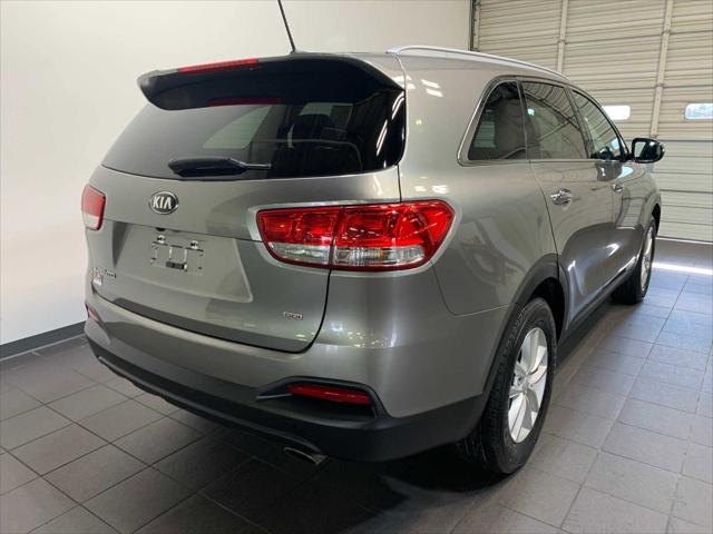 2017 Kia Sorento 2.4L LX