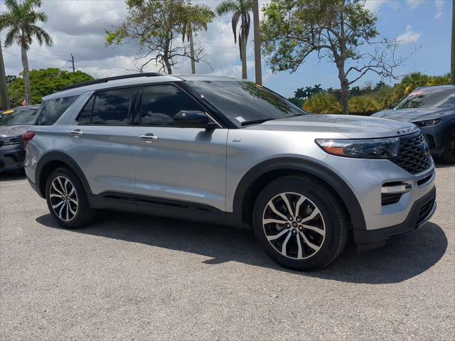 2022 Ford Explorer ST-Line