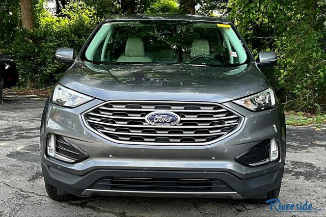2022 Ford Edge Titanium