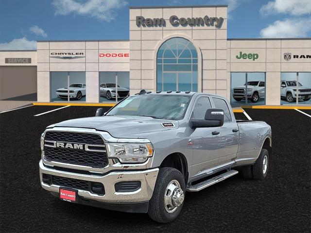 2024 RAM 3500 Tradesman Crew Cab 4x4 8 Box