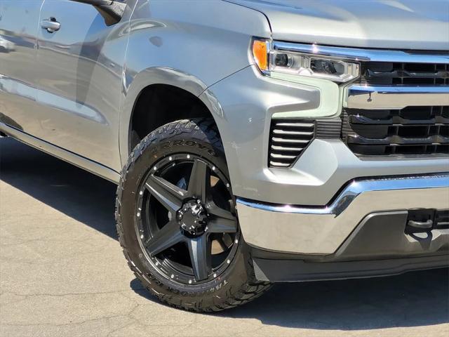 2023 Chevrolet Silverado 1500 4WD Crew Cab Standard Bed LT