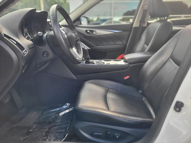 2022 INFINITI Q50 LUXE AWD