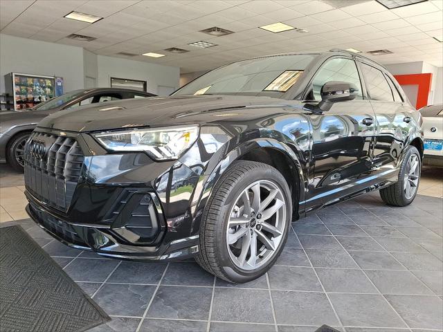 2025 Audi Q3 Premium 45 TFSI S line quattro Tiptronic