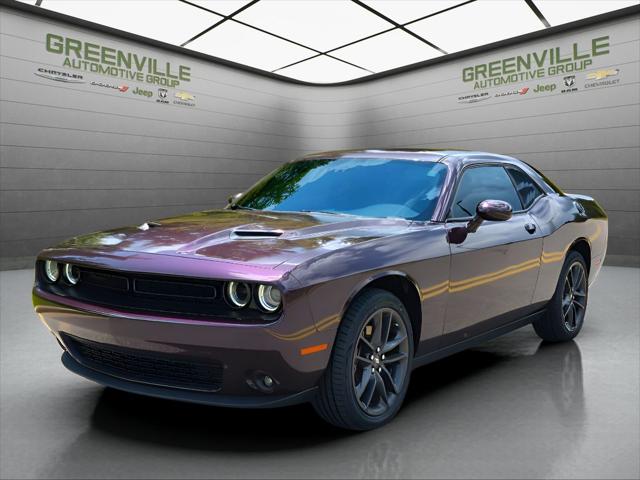 2022 Dodge Challenger SXT AWD