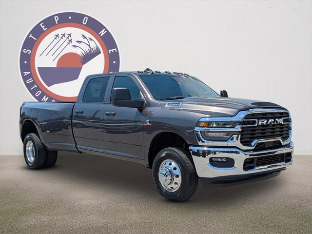 2025 RAM Ram 3500 RAM 3500 TRADESMAN CREW CAB 4X4 8 BOX 2025 RAM Ram 3500 RAM 3500 TRADESMAN CREW CAB 4X4 8 BOX