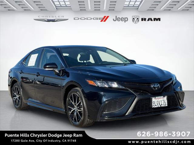 2024 Toyota Camry SE