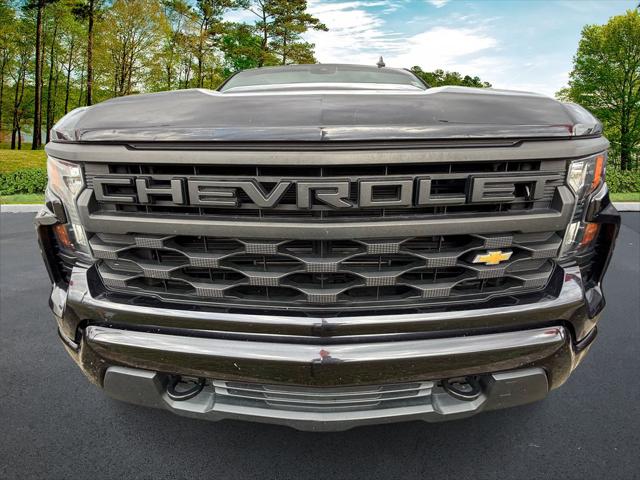 2023 Chevrolet Silverado 1500 4WD Crew Cab Short Bed Custom 2023 Chevrolet Silverado 1500 4WD Crew Cab Short Bed Custom