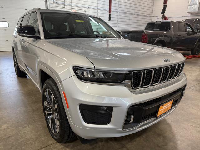 2022 Jeep Grand Cherokee L Overland 4x4