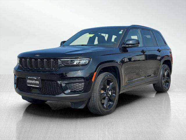 2022 Jeep Grand Cherokee Altitude 4x4